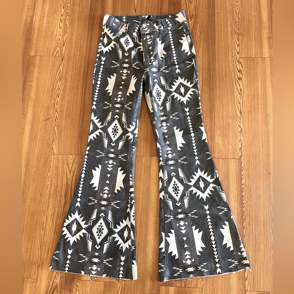 Super flare/bell bottom southwest print pants